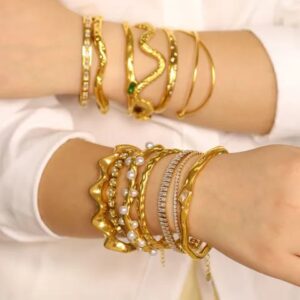 Luna Curve Cuff
