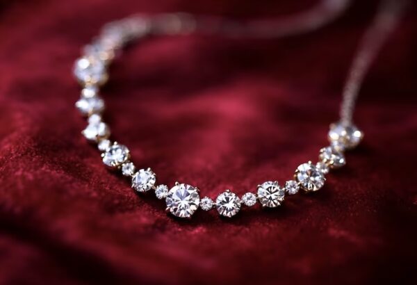 Myra Celestial Halo - Diamond